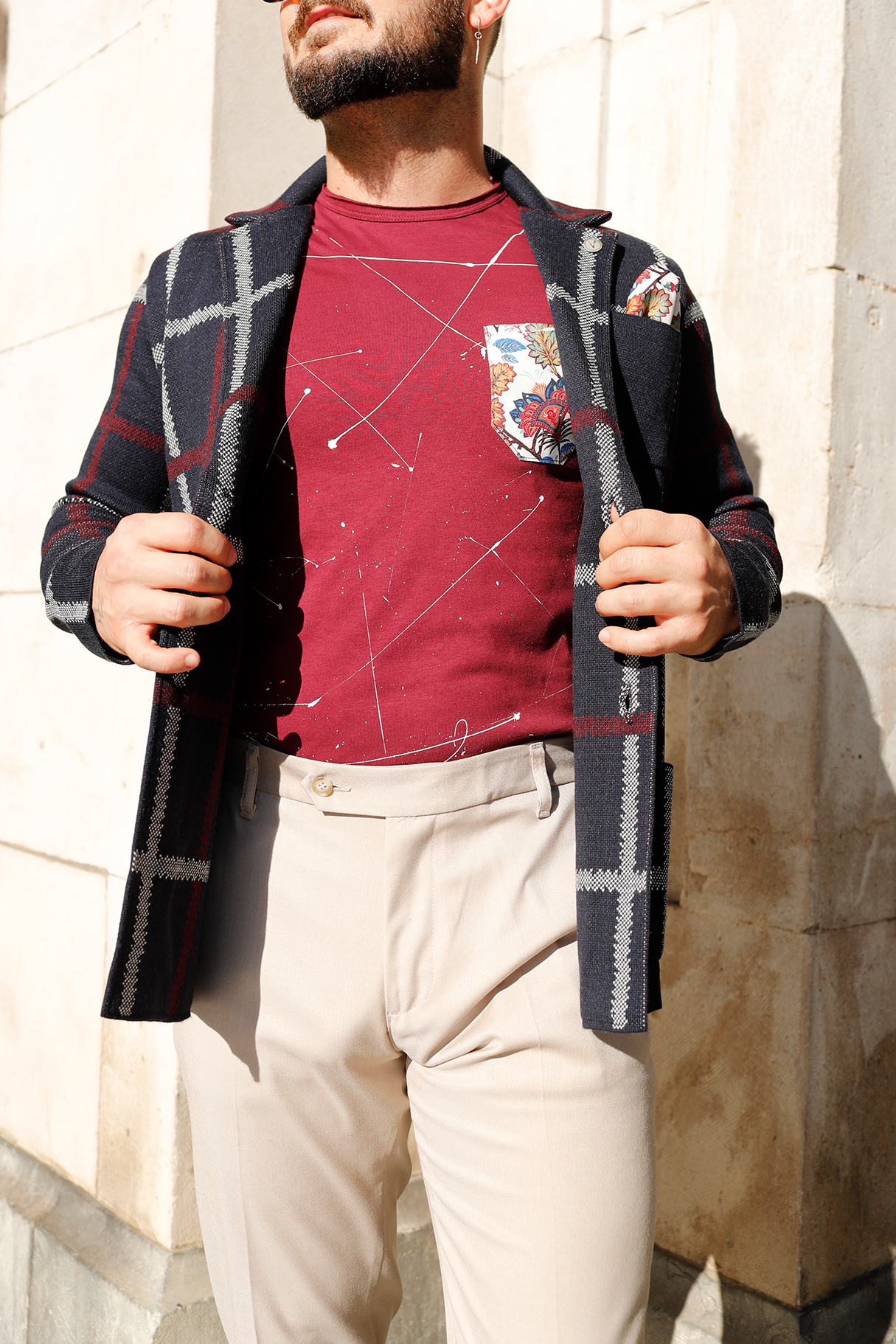 Look_via16